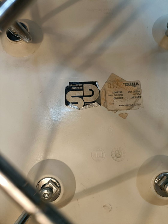 Image 1 of 6 sillas de comedor Vitra Eames Dar