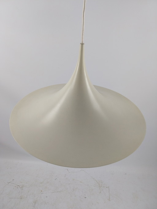 Lampe vintage à chapeau de sorcière