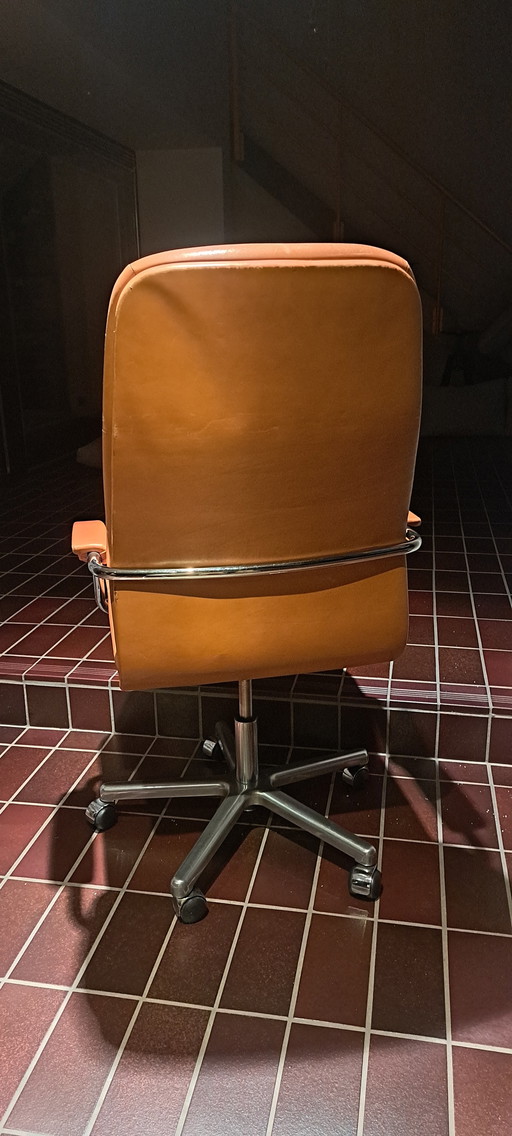 Lübke office chair