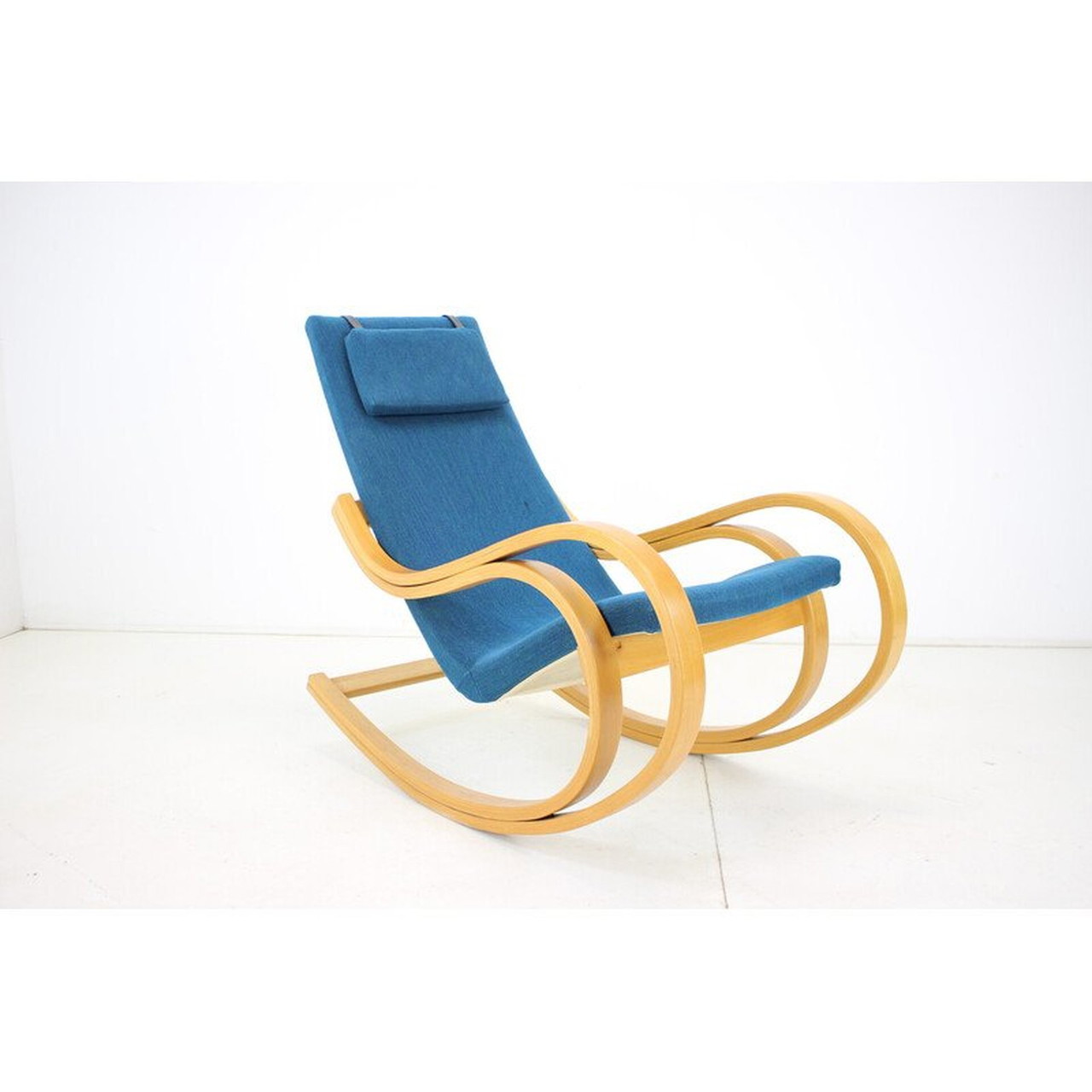 Vintage rocking chair in fabric and wood, Czechoslovakia 1970