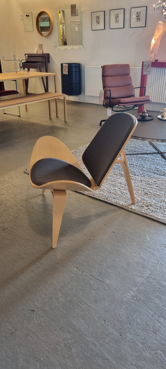 Image 1 of Carl Hansen Shell Chair by Hans J. Wegner