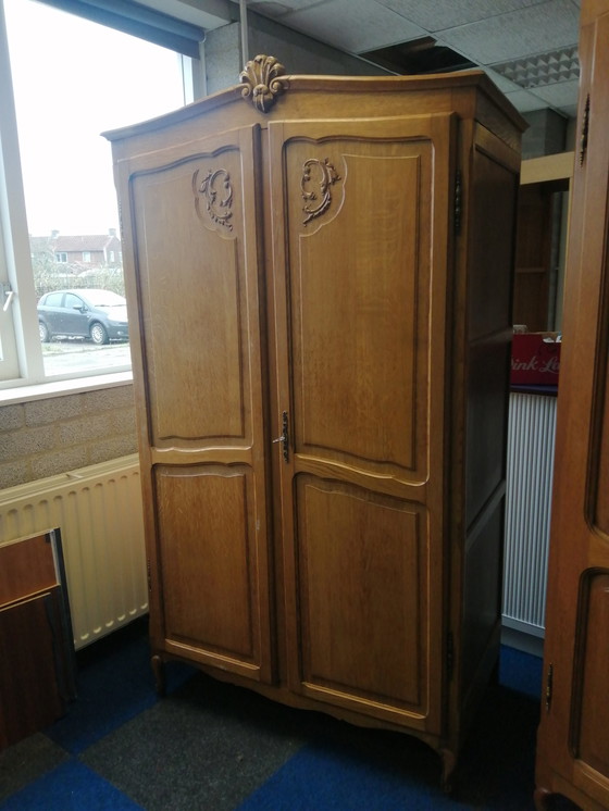 Image 1 of oak Wardrobe