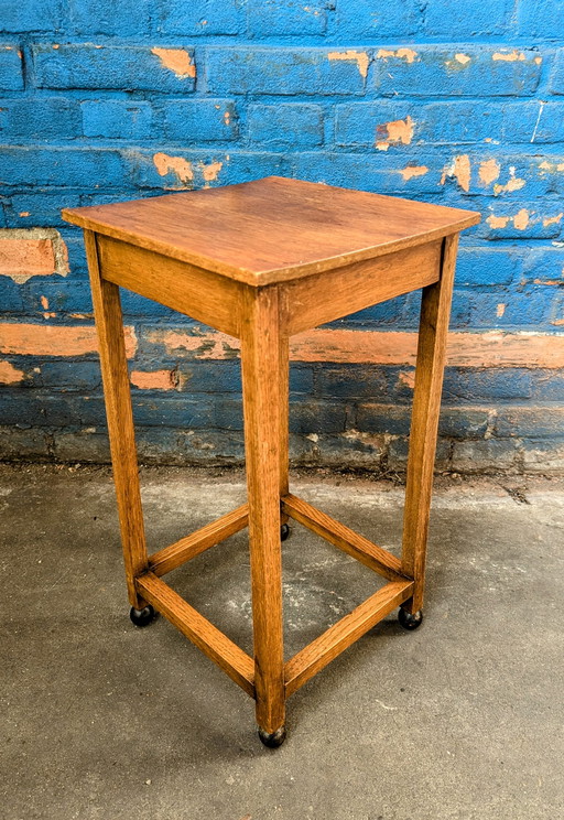 Amsterdam school plant table