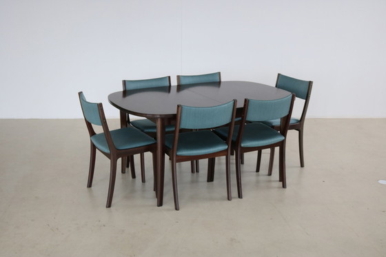 Image 1 of set of 6 dining room chairs