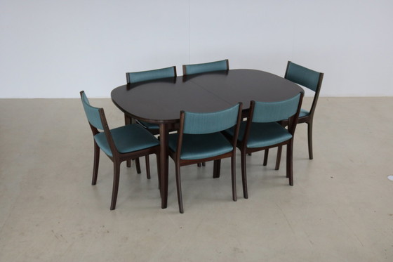 Image 1 of set of 6 dining room chairs