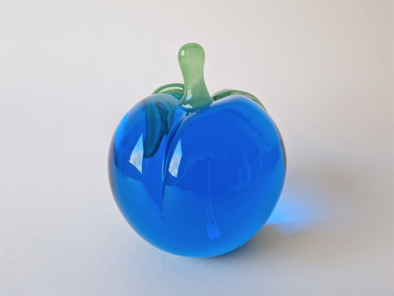 Image 1 of FM Konstglas - Solid apple - 938 grams