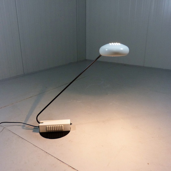 Image 1 of Lampe de bureau vintage italienne