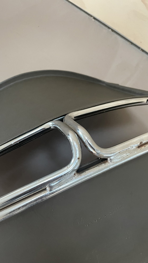 Image 1 of 4x chaises de salle à manger Steelcase Max-Stacker