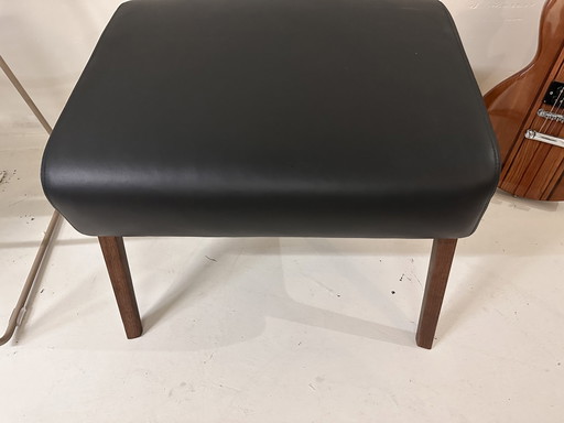 Nuuck jesper footstool leather