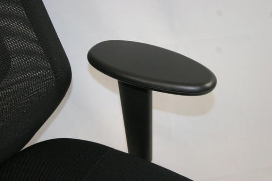 Image 1 of Design office chair Vitra Meda Pro