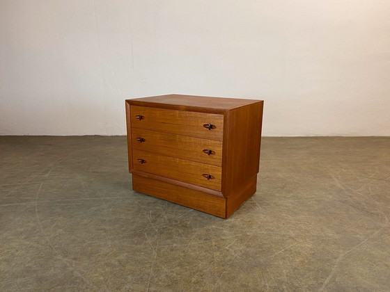 Image 1 of HW Klein Commode Table de nuit Table d'appoint Bramin teck Midcentury