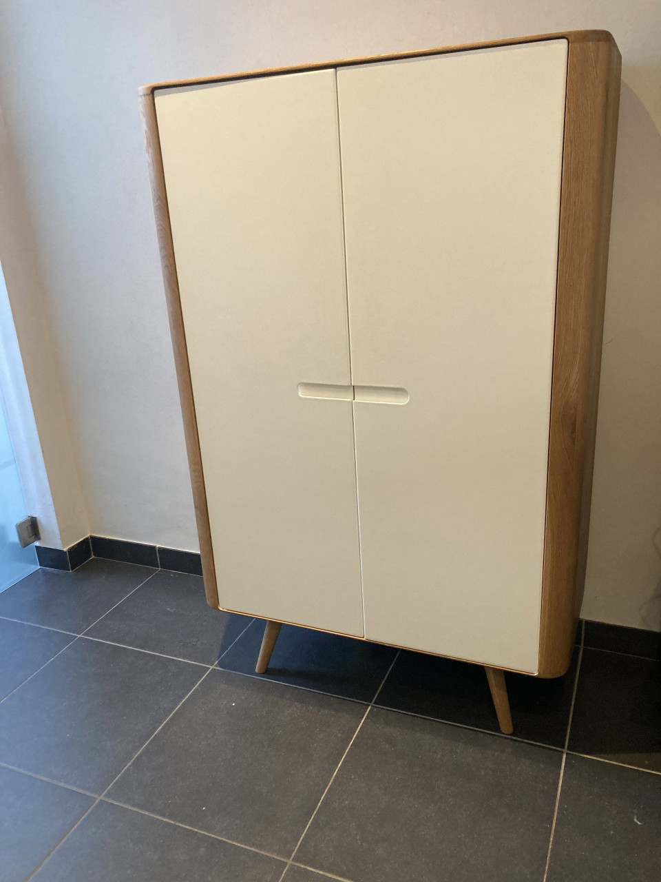 Armario Gazzda Ena de 2 puertas