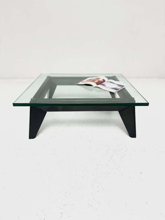 Image 1 of Coffee table with iron frame & glass top