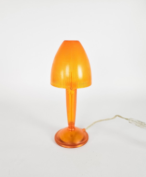 Image 1 of Veneta Lumi - Modèle Cindy - Plastique - Lampe à poser - Italie - 80's