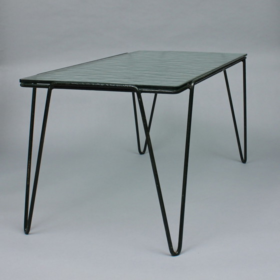 Image 1 of Spurs Arnold Bueno de Mesquita table d'appoint