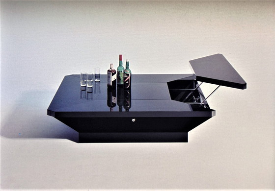 Image 1 of 1970,Table basse 'Coclea' de Fabrizio Cocchia par Maison Jansen