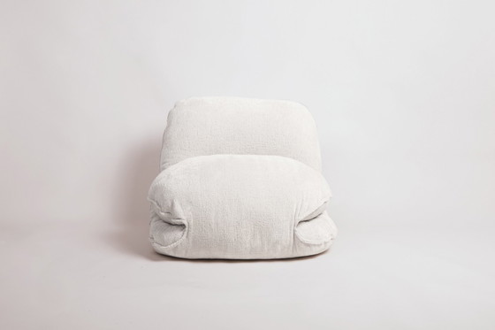 Image 1 of Design Ivory armchair