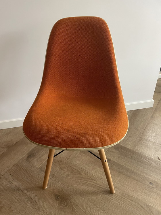 Image 1 of Sedia vintage Herman Miller Vitra Eames in fibra di vetro