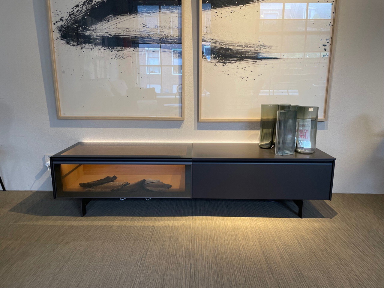 molteni-lowboard-pass-word- molteni-lowboard-pass-word-