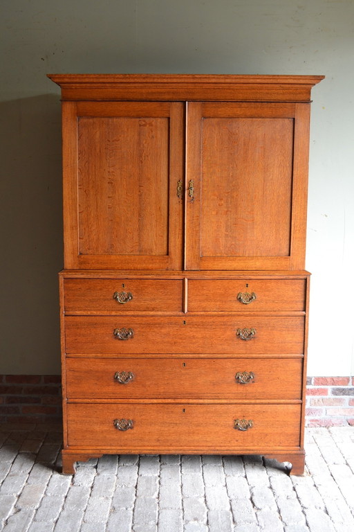 Antique 19th Century English Oak Cabinet.