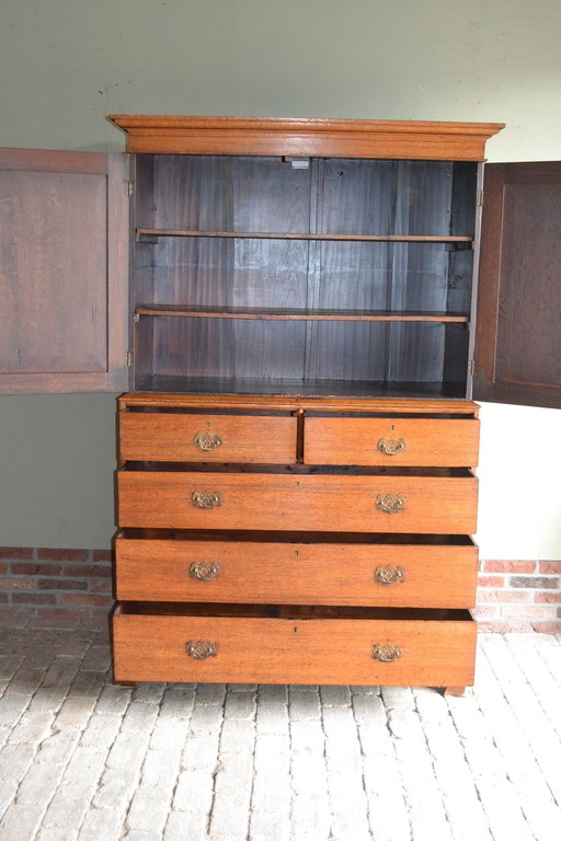 Antique 19th Century English Oak Cabinet.