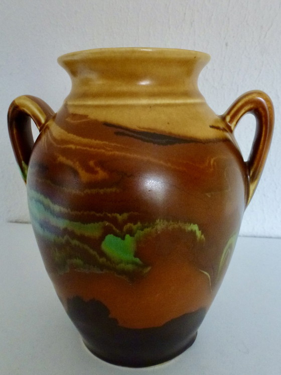 Image 1 of Art Deco vase from Beswick