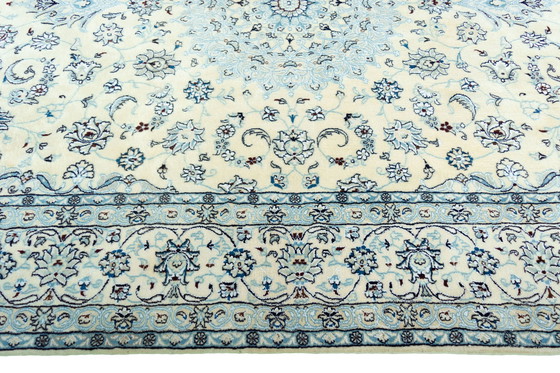 Image 1 of 304 X 200 Cm Hand-Knotted Nain 9 La Rug With Silk