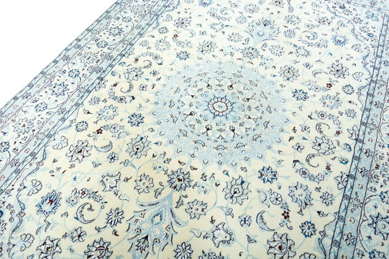 Image 1 of 304 X 200 Cm Hand-Knotted Nain 9 La Rug With Silk