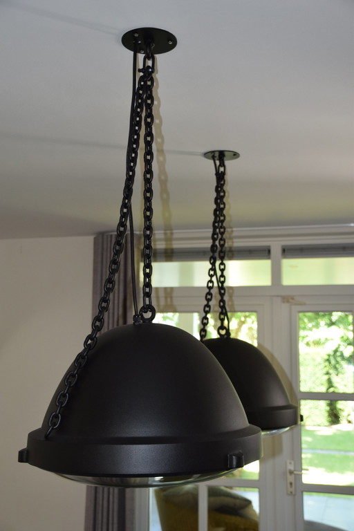 2x Jacco Maris "the Outsider" suspension lamp