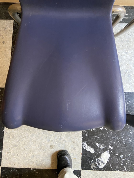 Image 1 of 2 x chaise Vitra Louis 20 de Philippe Starck