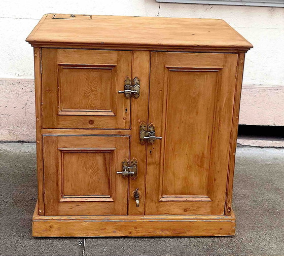 Image 1 of Meuble De Métier Icebox Fridge Bar 1900s