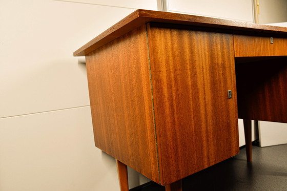 Image 1 of Bureau vintage