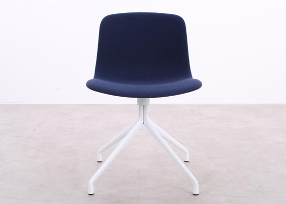 Image 1 of 4x HAY AAC 11 About A Chair bleu foncé