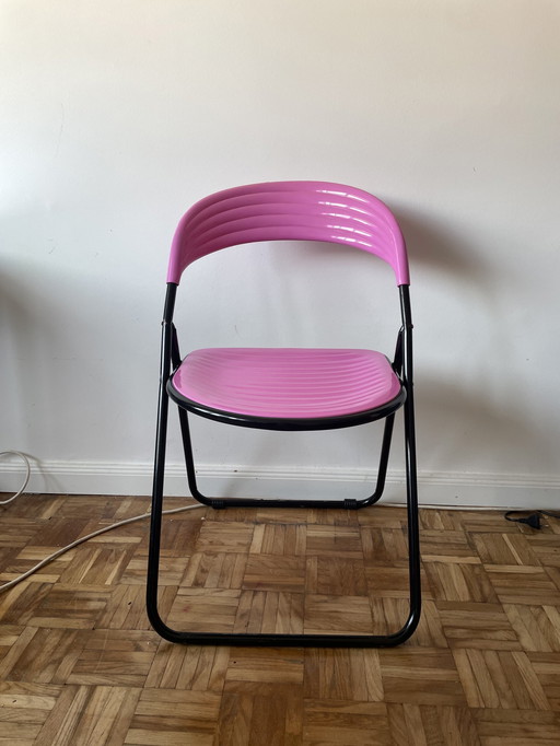 Studio Gp folding chair top