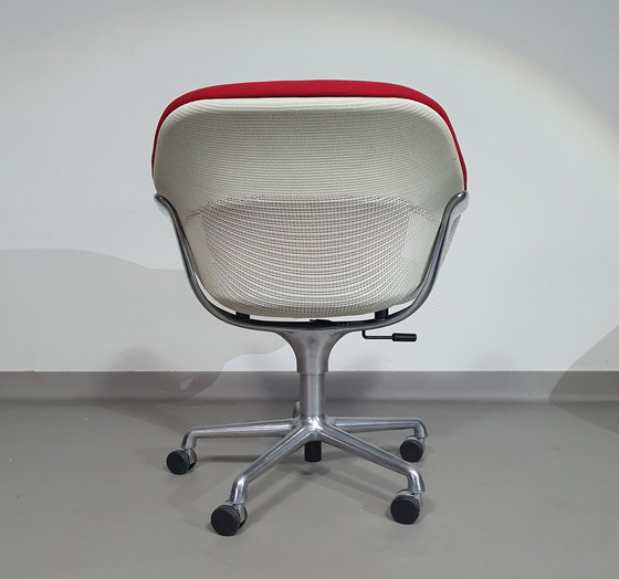 Image 1 of Coalesse Sw_1 Conference Chair
Scott Wilson / Steelcase
82 X 70 X 90 Cm

#Coalesse #Steelcase #Scottwilson