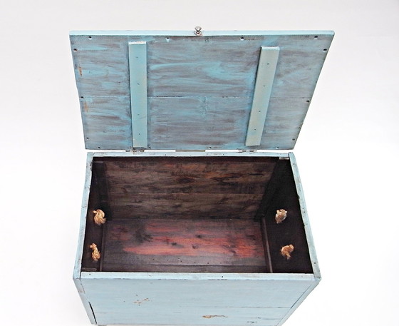 Image 1 of Chest, softwood With cord handles