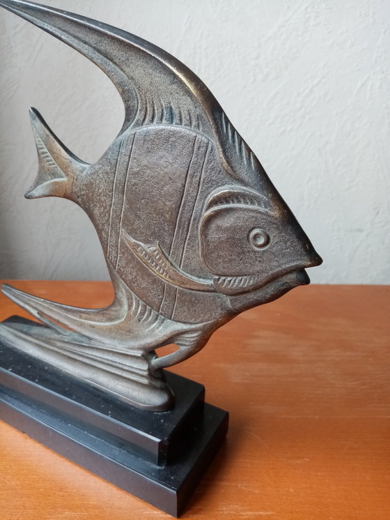 Image 1 of Sculpture Poisson Scalaire En Bronze Fixé Sur Marbre Noir