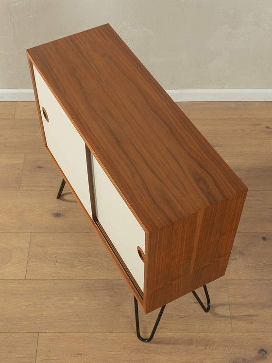 Image 1 of Cómoda de los años 60 con puertas correderas