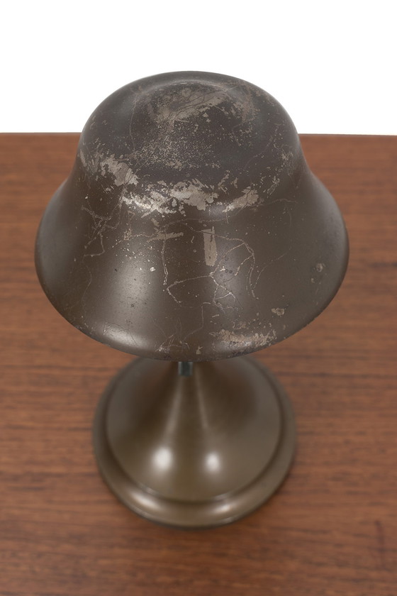 Image 1 of Bussmann table lamp