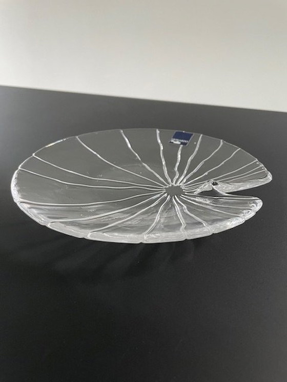 Image 1 of Leonardo Glass Serving Bowl In Leaf Shape