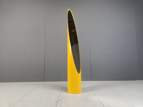 Image 1 of Espejo de suelo italiano, década de 1970