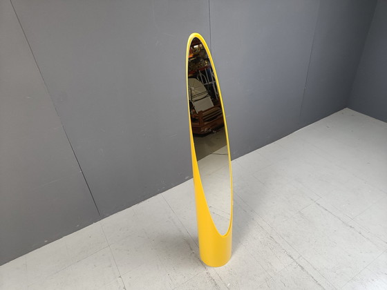 Image 1 of Espejo de suelo italiano, década de 1970