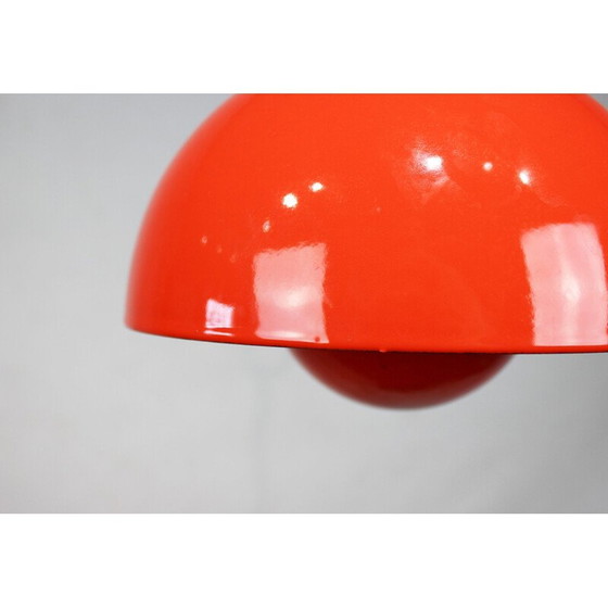Image 1 of Lampada a sospensione vintage a forma di vaso di fiori rosso modello VP1 di Verner Panton, 1968