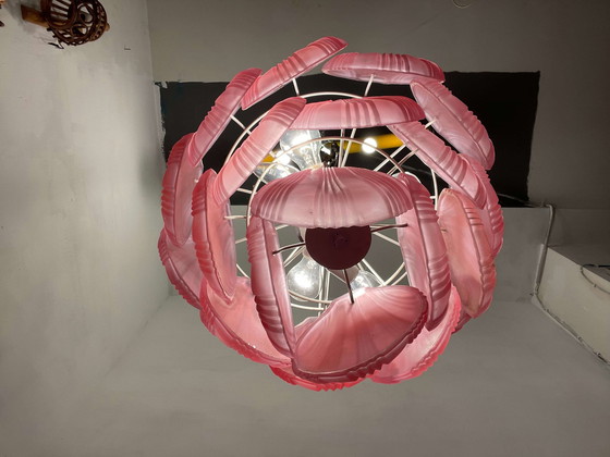 Image 1 of Chandelier with shell-shaped diffusers in pink glass, 1980s