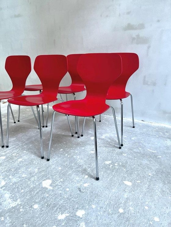 Image 1 of Ensemble de 6 chaises de salle à manger "Butterfly" en rouge par Phoenix Denmark