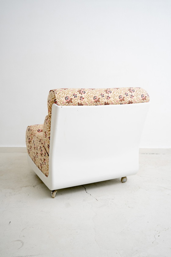 Image 1 of Lounge chair with floral print from the 1970s