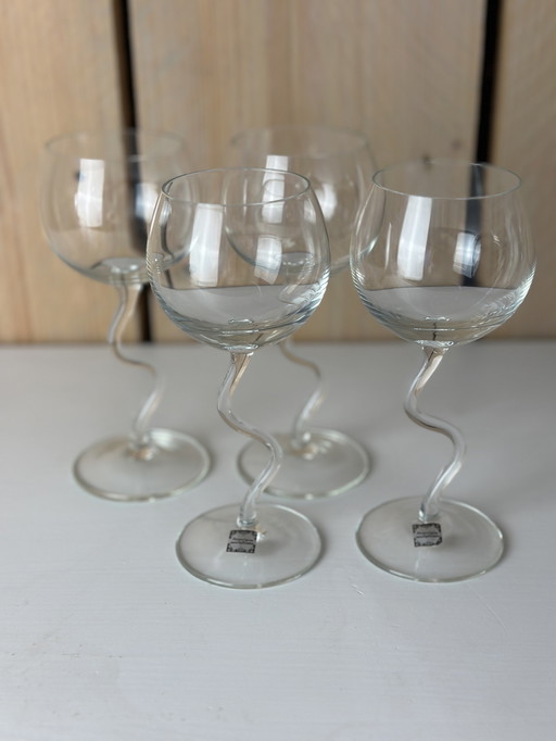 4 x Mouth-blown glass wine glasses 60s