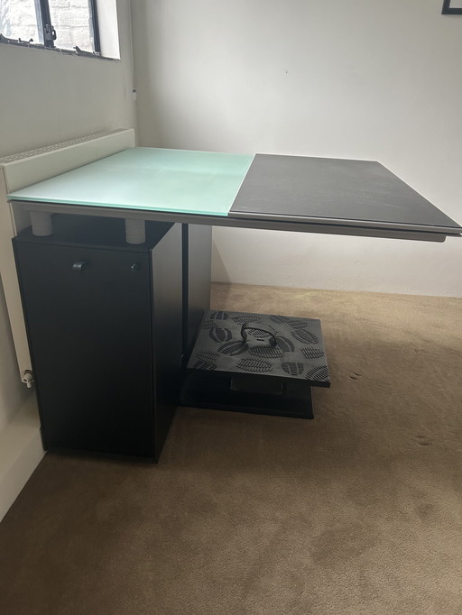 Bulo M2 desk