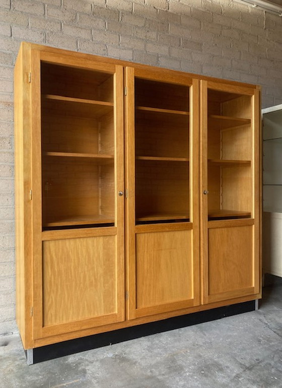 Image 1 of Vintage mid-century cabinet