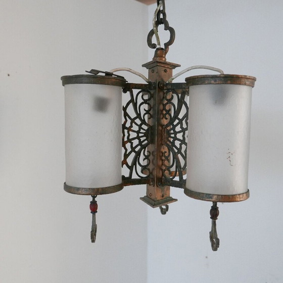 Image 1 of Vintage chandelier in frosted glass and patinated brass, England 1920